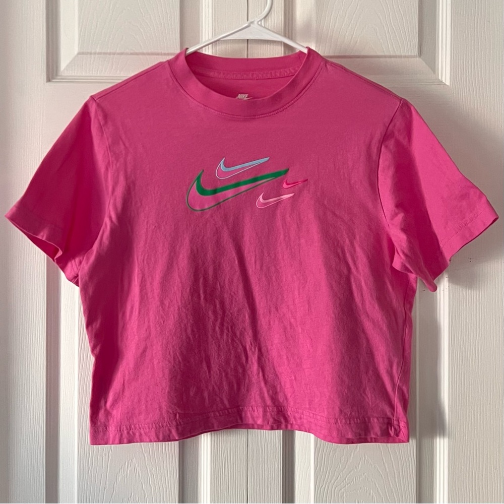 Nike Big Girls Boxy Swoosh Logo Tee